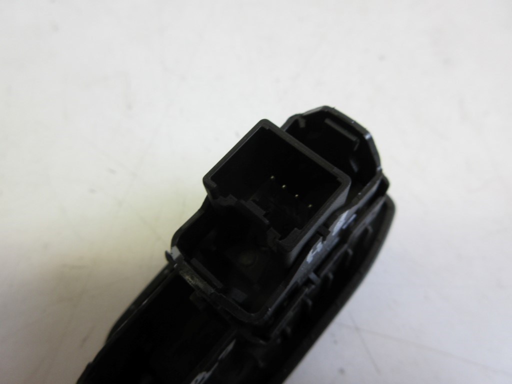 Ford C-max bal hátsó ablakemelõ kapcsoló F1ET14529AA 2. kép