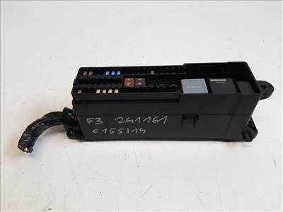 Ford Focus  biztosítéktábla csomagtér AV6T14K131AC