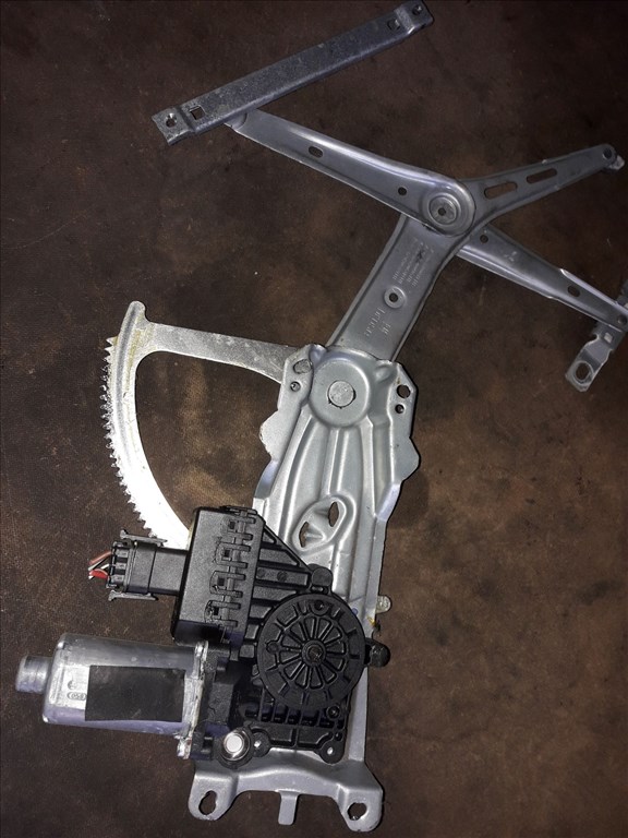 Opel Astra H Bal Elsõ Ablakemelõ Szerkezet Elektromos 13101480 1. kép