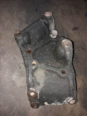 Mercedes TN / T1 77-95 Kormánymû Tartó Bak 601 461 02 35