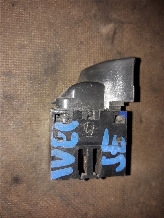 Iveco Daily Ablakemelõ Kapcsoló 3. kép