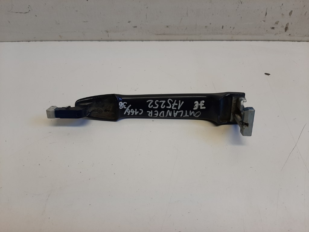 Mitsubishi Outlander jobb elsõ külsõ kilincs 2. kép