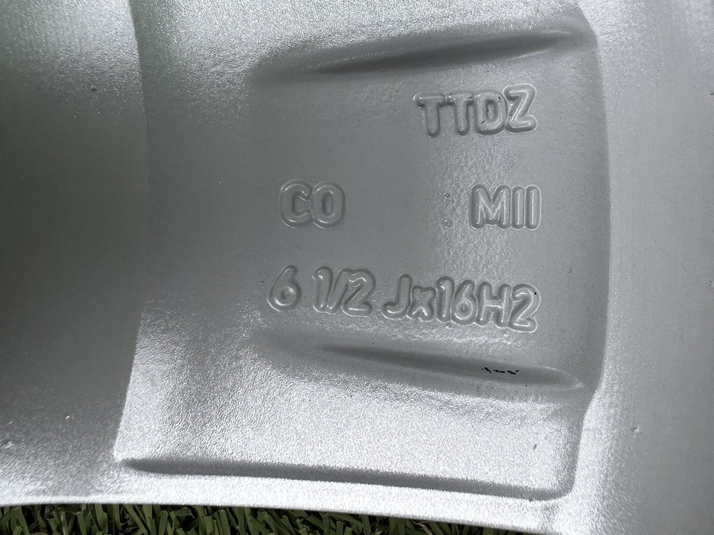 5x98 16" Dezent alufelni 6,5Jx16h2 ET39 6. kép