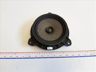 Toyota Auris (E150) bal hátsó hangszóró 861600D190
