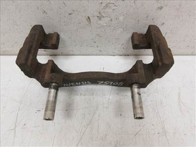 Toyota Avensis (T22) bal első féknyereg tartó