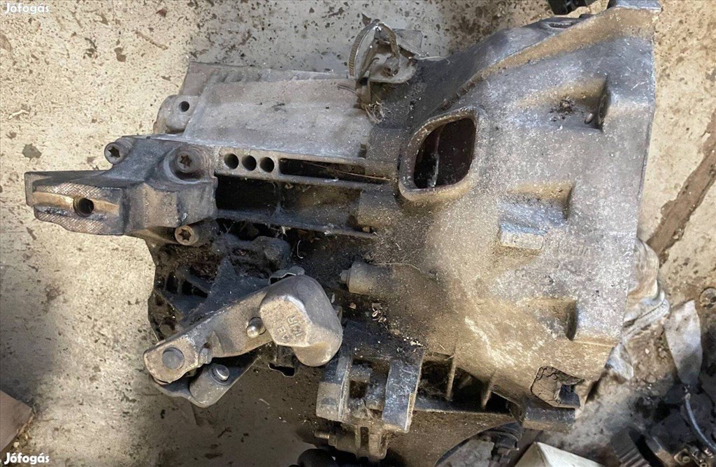 Ford Transit manuális 5 sebességes váltó garanciás 1. kép