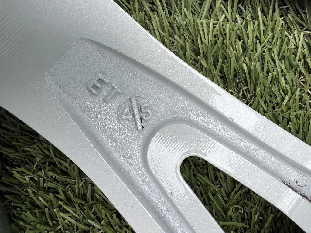 4x100 17" WSP alufelni 6,5Jx17h2 ET45 8. kép