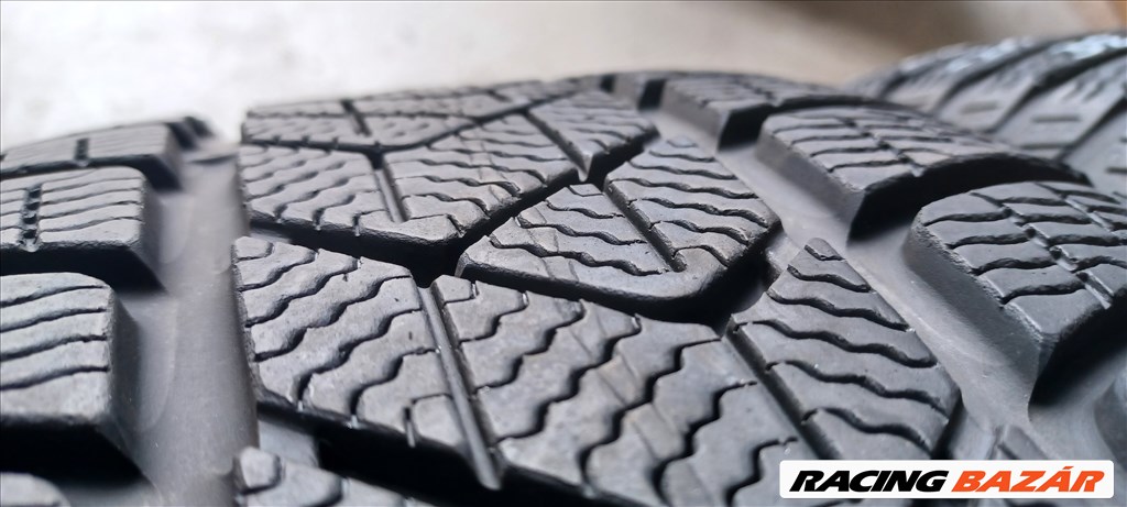 Pirelli Sottozero3 Winter MO 245/45 R18 téli gumik 2db.7mm 6. kép