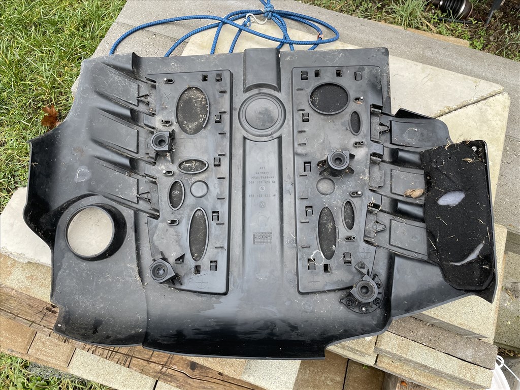 Volkswagen Phaeton V6 TDI 4Motion VW Phaeton 3.0 TDi felső motor burkolat 059103925an 059103925ap 2. kép