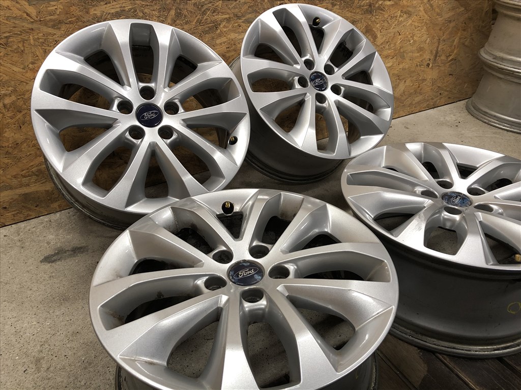 17 colos Ford alufelni 5x108 gyári 17 col 5. kép