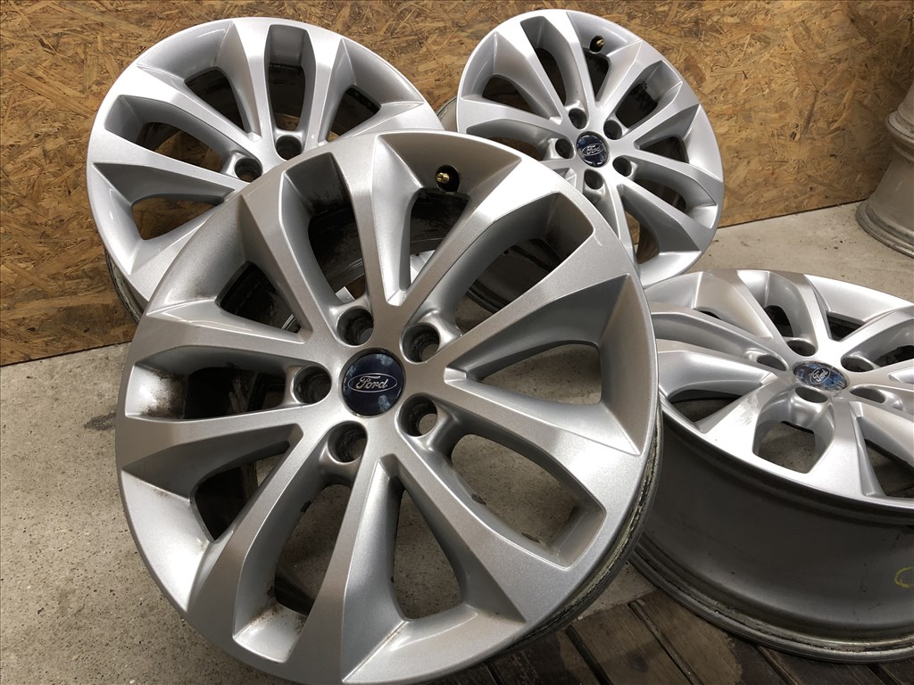 17 colos Ford alufelni 5x108 gyári 17 col 10. kép