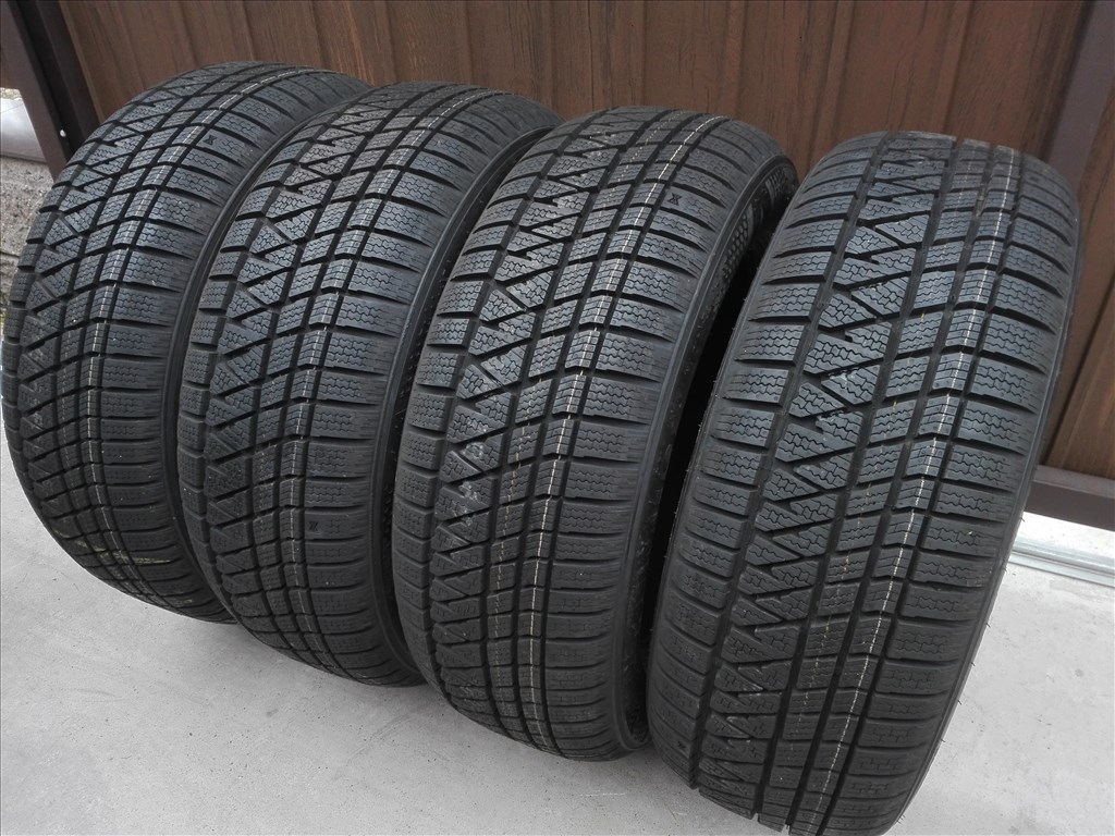 235/55R18 ÚJ Kumho téli gumi garnitúra 235/55 r18 1. kép