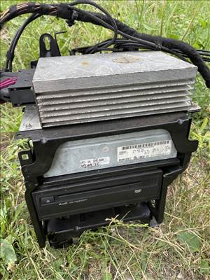 Audi A6 4F multimédia box, NAVI, végfok, erősítő 4f0910223b 4f0035541