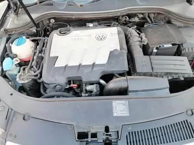 Volkswagen Passat B6 2.0 CR TDI motor, porlasztó 
