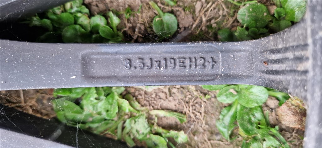  MAK STARLIGHT - ICE BLACK 5x112 lyukosztású 8,5JJ 19"  használt alufelni 2. kép