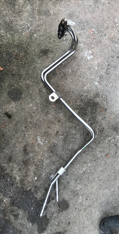 Volkswagen Golf VII 1,2 TSI CJZ - turbó vízcső 04e122157ag 1. kép