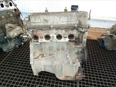 Toyota Yaris Verso Verso 1.3 fűzött blokk hengerfejjel 