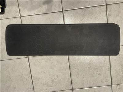 Audi A4 (B6/B7) 2.0 TDI kalaptartó hangszóró fedél