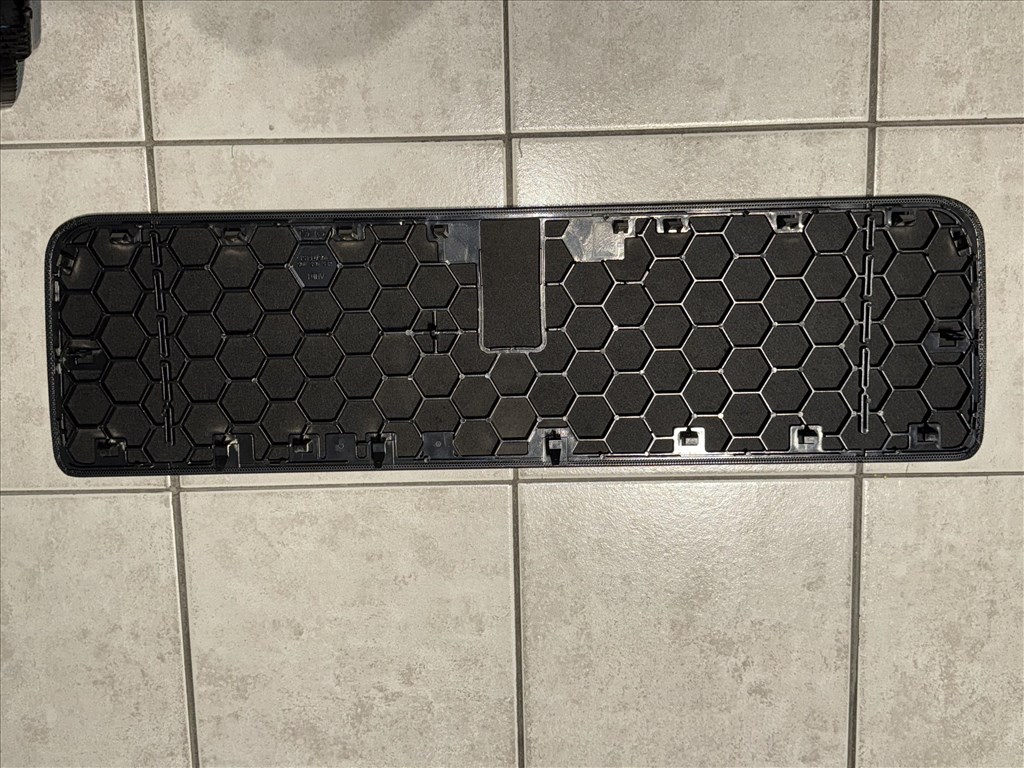 Audi A4 (B6/B7) 2.0 TDI kalaptartó hangszóró fedél 2. kép