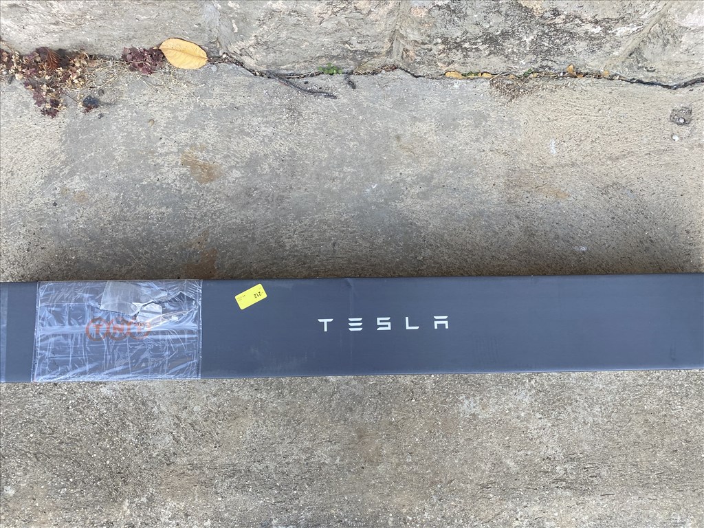 Tesla Model 3 csomagtartó Model 3 Roof Rack System eladó gyári új ...