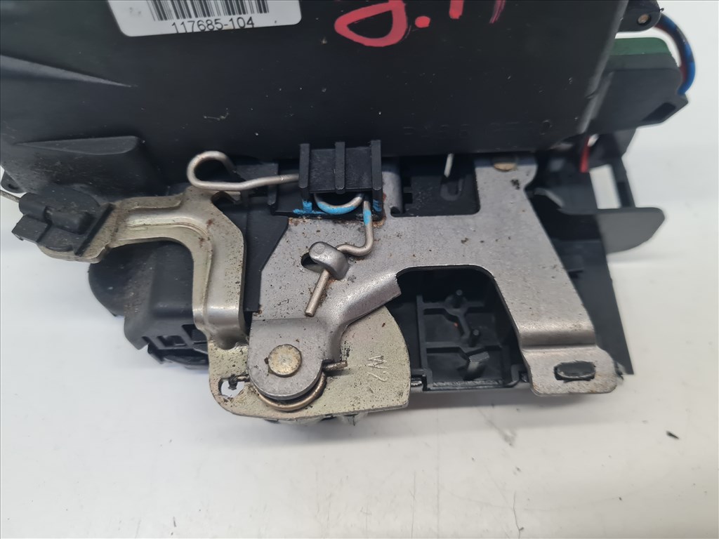 Volkswagen Golf IV, Volkswagen Bora jobb hátsó ajtózár (25371) 3b4839016m 3. kép