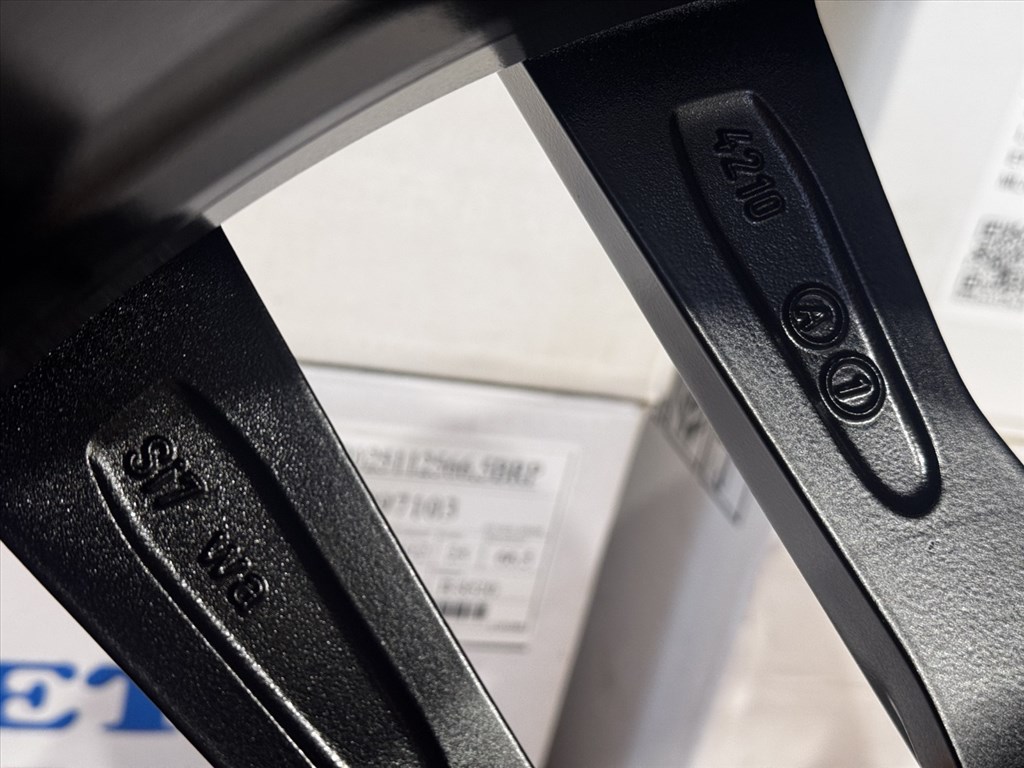 Original Mercedes 11J ET47 - A167 401 4300 / A1674014300 1db alufelni felni 7. kép