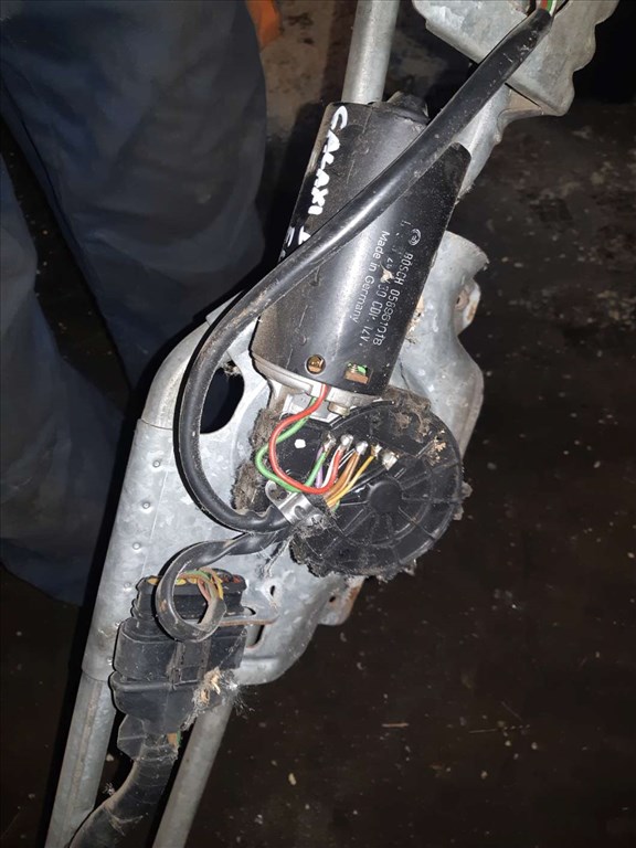 Ford Galaxy I Bal Hátsó Ablaktörlõ Motor  Ablaktörlõ Mechanika 95 VW 17504 DB 3. kép