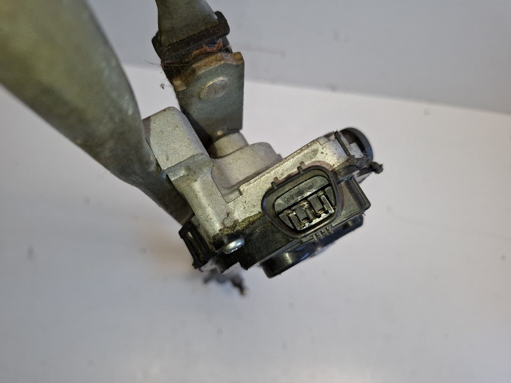 Daihatsu Sirion (M300) elsõ ablaktörlõ szerkezet motorral 85110B1030 4. kép