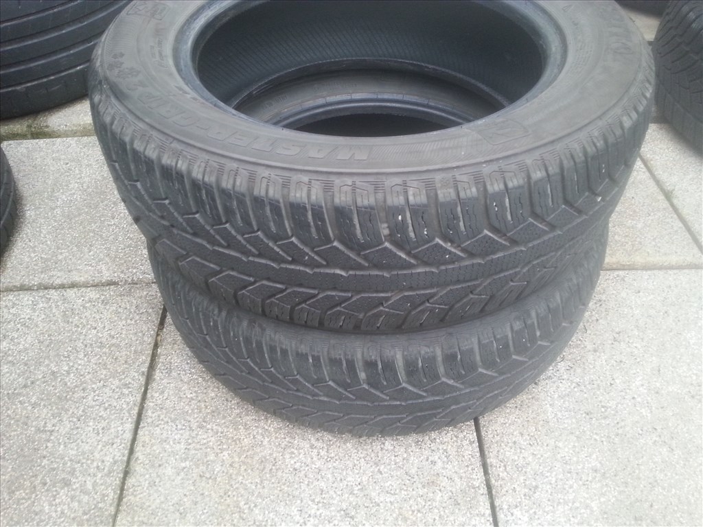  185/60R15 XL Semperit Master-grip2 téli gumi  3. kép