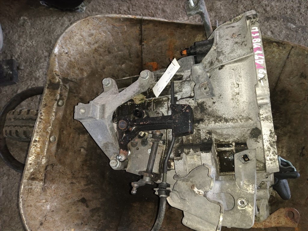 Mazda 3 BK manuális váltó  5. kép