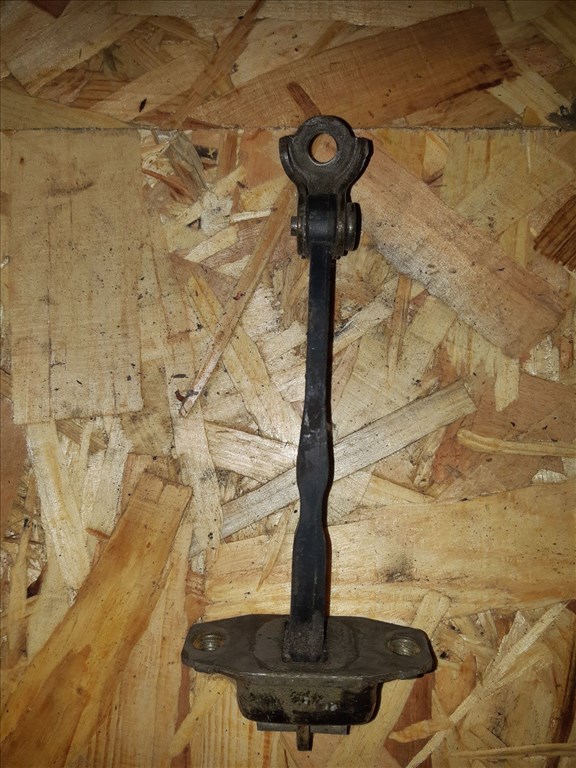 Suzuki Swift III 04-10 Elsõ Ajtó Nyitáshatároló 2. kép