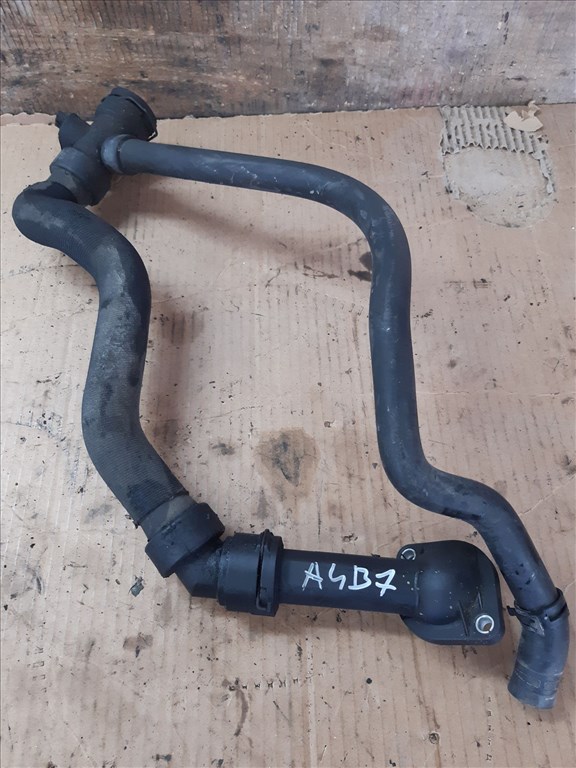 Audi A4 B7 Vízcsõ  Csonk 8E0 121 0497 2. kép