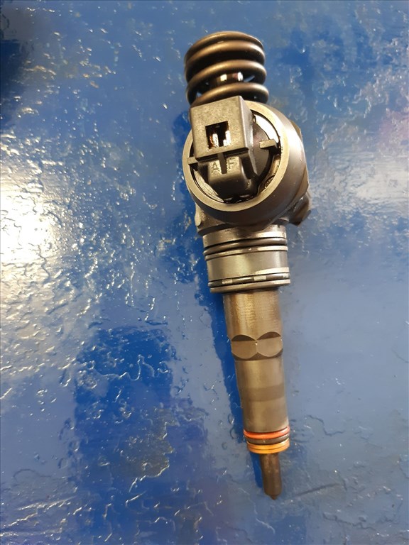 Volkswagen Passat B5 01-05 PD Elem 036 130 073 B 2. kép