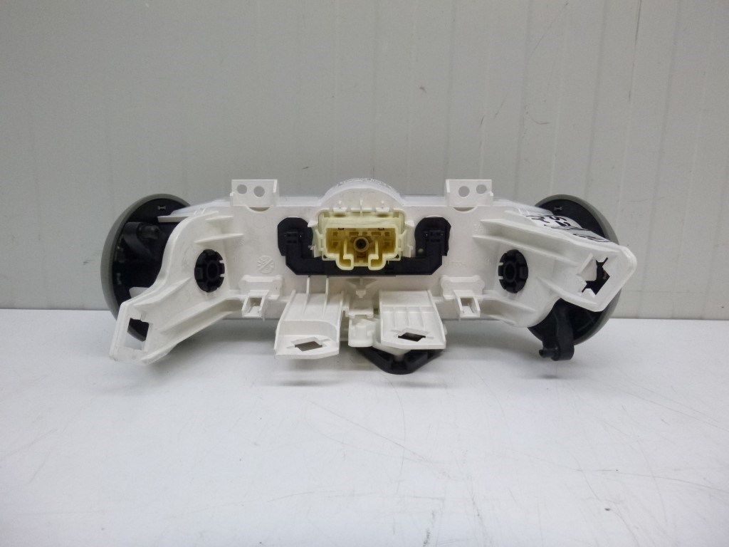 Toyota Aygo (AB10) fûtéskapcsoló (fûtés kapcsoló) 559000H0040 2. kép