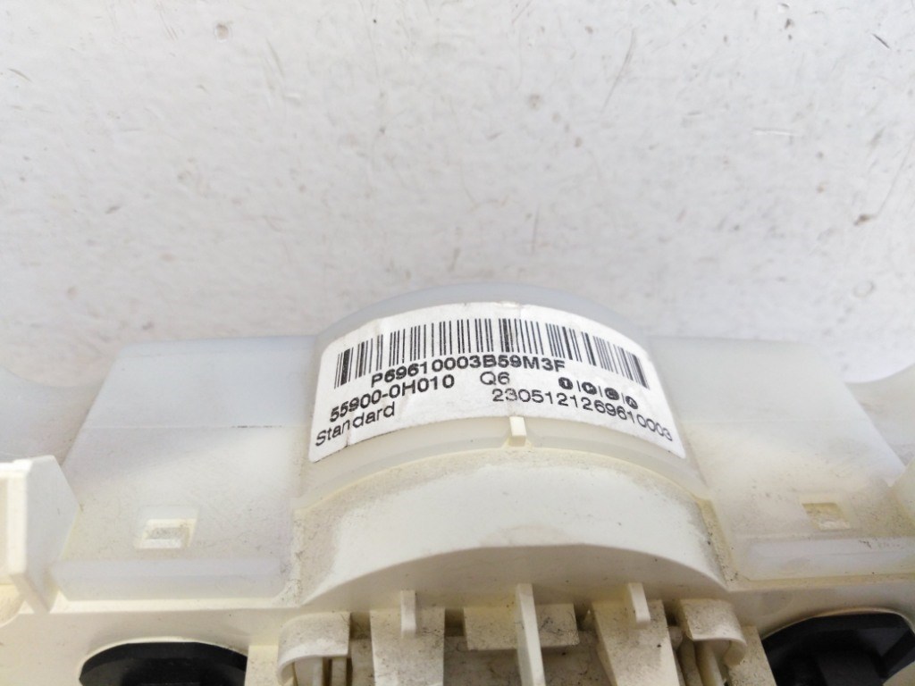 Toyota Aygo (AB10) fûtéskapcsoló (fûtés kapcsoló) 559000H010 4. kép