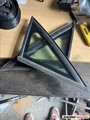 Seat Altea Háromszög ablak JOBBOS/BALOS 5p0845412 5p0845411