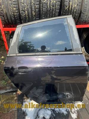 Opel Astra J jobb hátsó ajtó. 5 ajtós, fekete