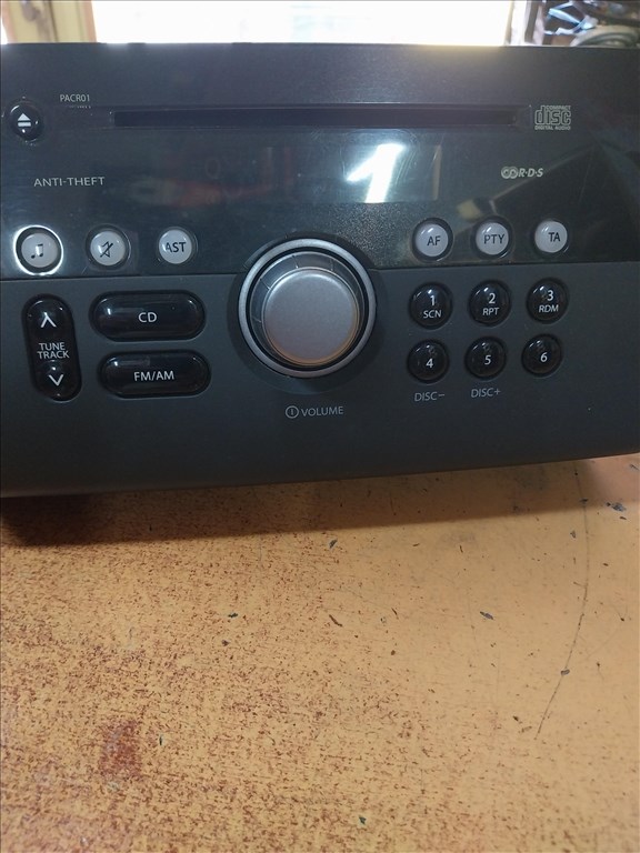 Suzuki Swift Radio CD Fejegység 4. kép