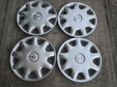 Opel 15-ös gyári dísztárcsa 