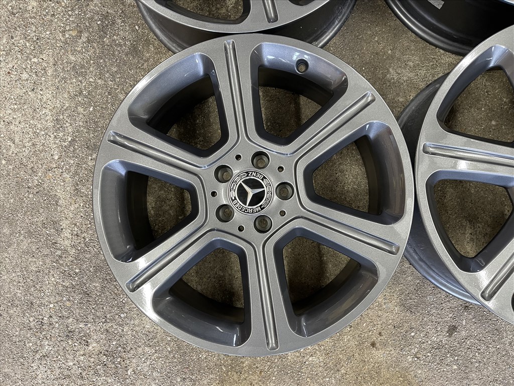  19-es, 5x112  újszerű gyári Mercedes alufelni 2. kép