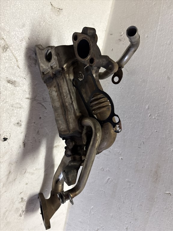 Opel Astra J 2009-2015 A17dts Egr hűtő 1.7 cdti 55567726 4. kép