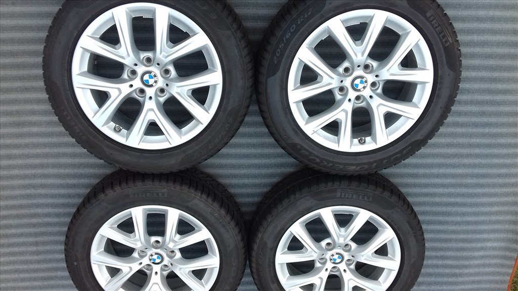  5x112 osztású 17" újszerű (gyári felni) BMW X1 X2 alufelni + TPMS rajta 205/60 Pirelli téli gumi 1. kép