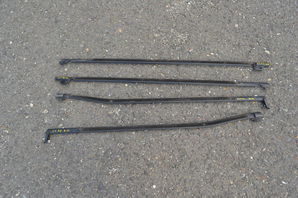 Citroen C4 Picasso I króm vízlehúzó díszléc garnitúra! 9673320980, 9673920880 4. kép