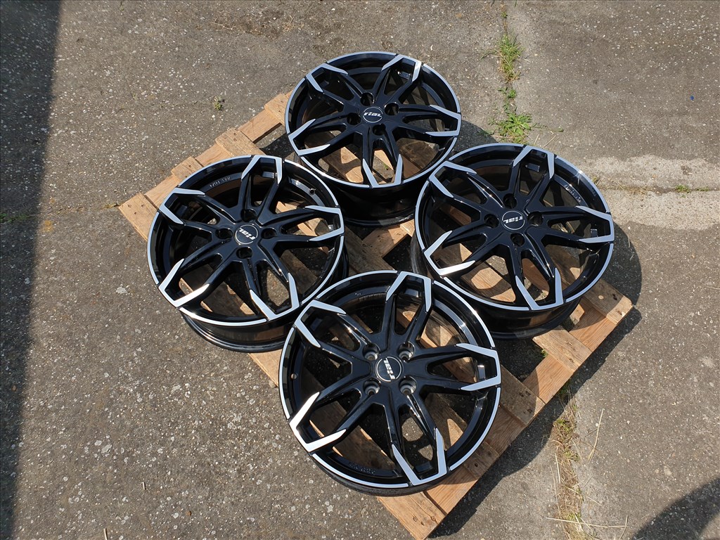 17" 4x108 RIAL 1. kép