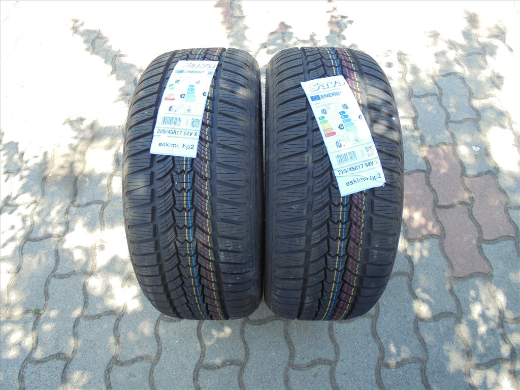 Új 225/45 R 17" 2023-as Sava téli gumi pár eladó 1. kép