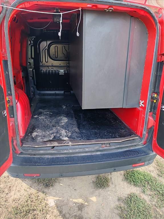 Eladó Fiat Doblo 1.6 Multijet 16V (1598 cm³, 105 PS) 7. kép