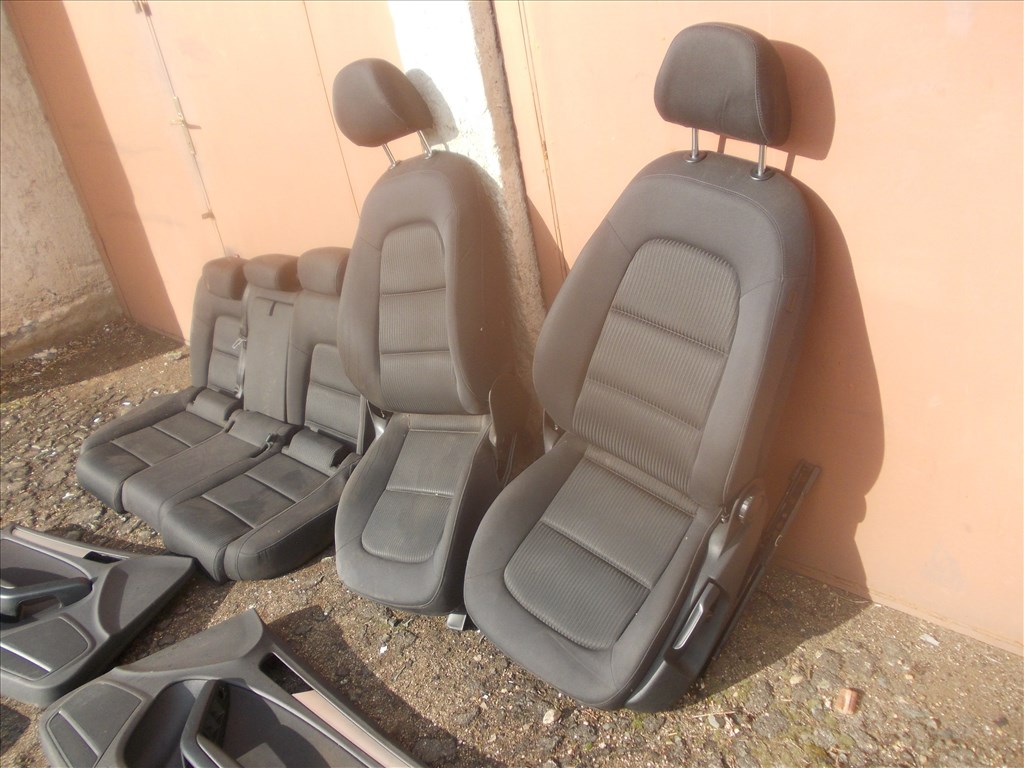 Audi A4 B8 Kombi ülésgarnitúra 2008-2015 2. kép