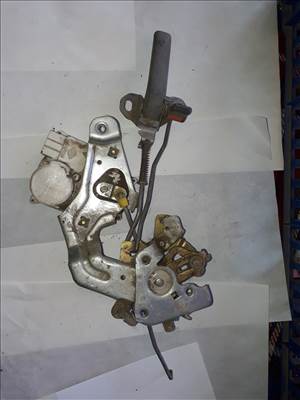 Suzuki Vitara Csomagtérajtó Zár