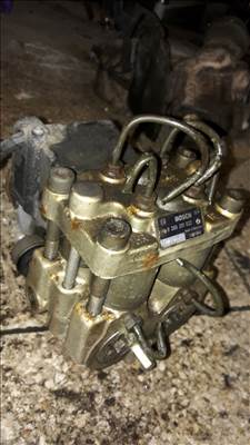 BMW E34 530i ABS Tömb