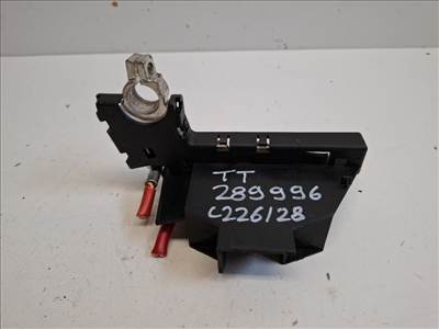 Audi TT (8J) akkumulátor biztosíték 8J0915459